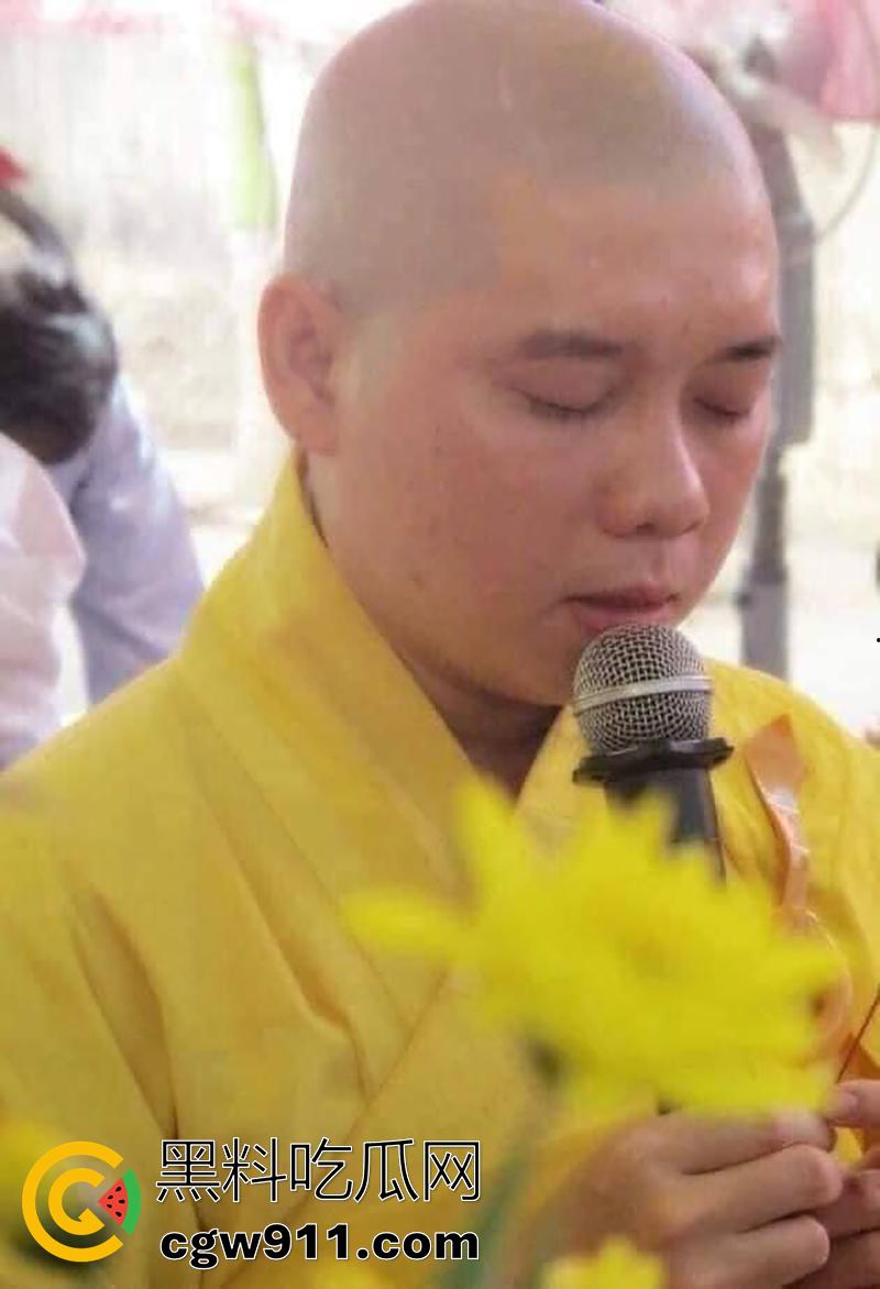 四川佛教协会副会长【释照杰】，和女主播骚妇发生关系，被其老公偷拍敲诈，心疼钱报警结果视频被曝光！  第8张