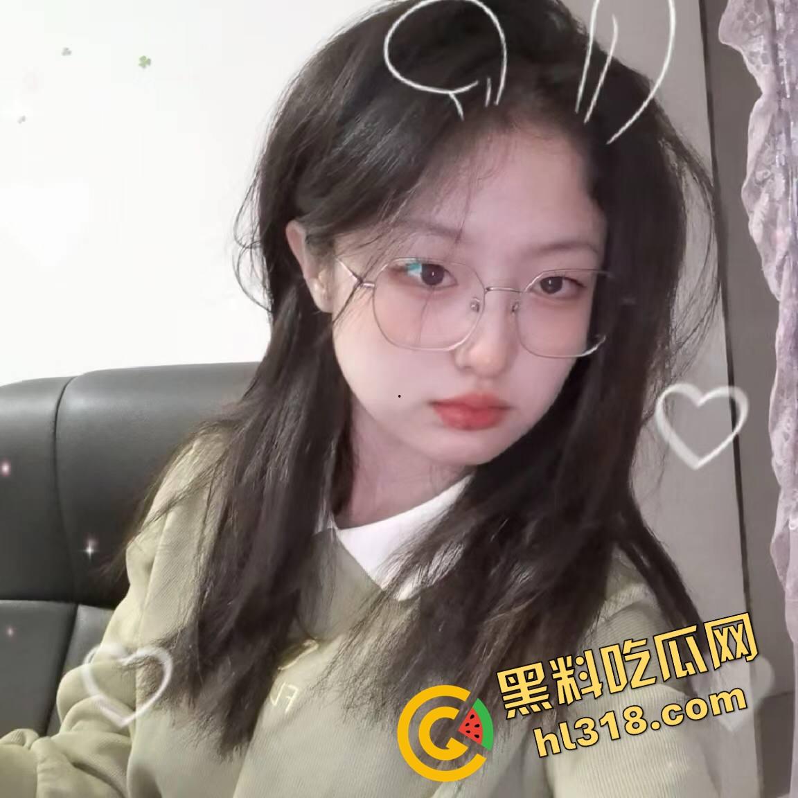 厦门大学高材生『苏婉晴』学霸眼镜妹被调教日常，每天早晚各一次，寝室打卡自慰成为生活一部分！  第4张