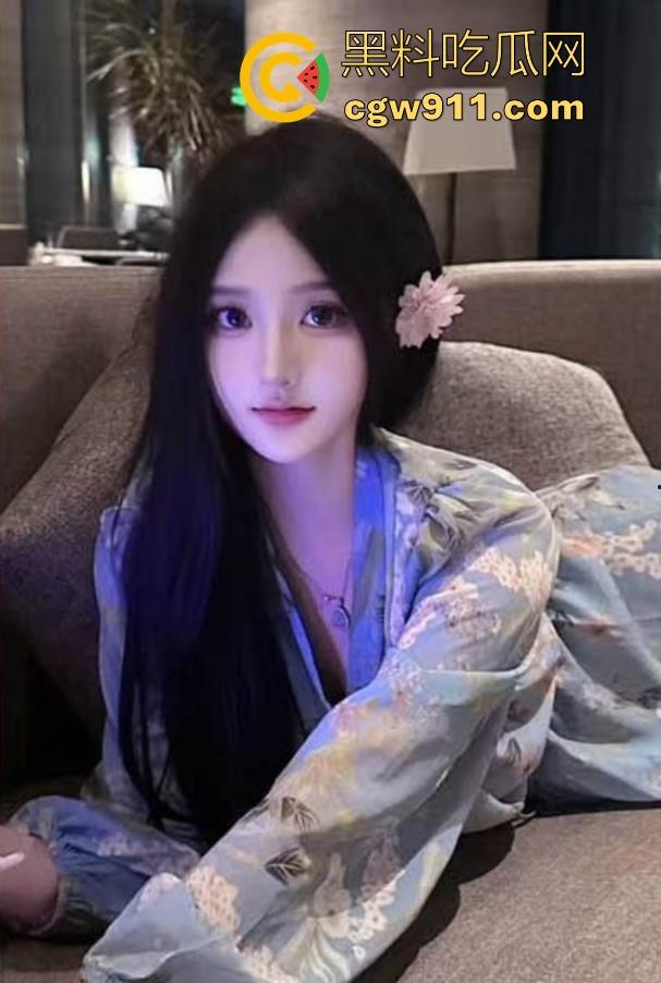 性感堂姐遭遇男友劈腿失落回家，眼睛红肿，我心疼安慰却意外点燃禁忌欲火，转悲愤为力量！  第1张