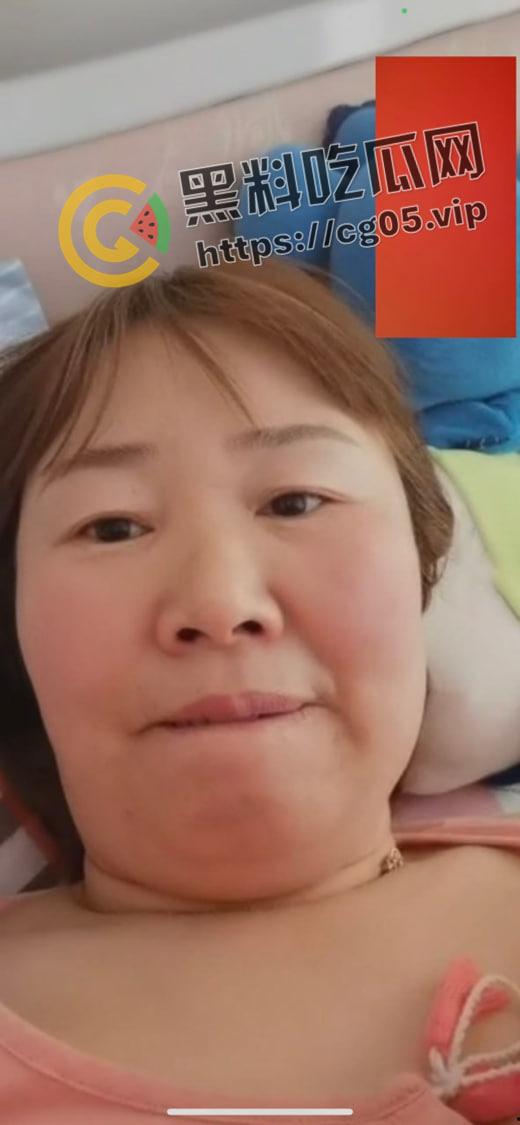 十块钱的网聊骚鸡 结果是个大妈 我就说便宜没好货 直接给小伙吓萎了  第7张