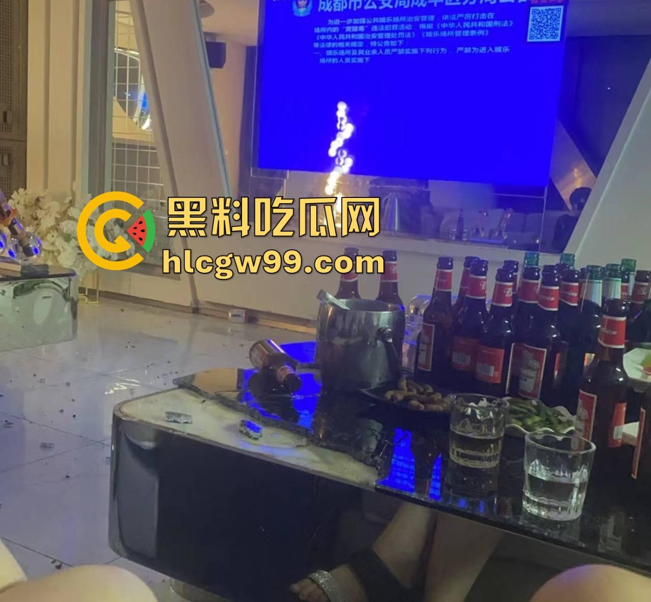 夜场故事会1，长沙成都臭名远扬的过街老鸡婆【芽芽】来深圳装凤凰，砸场赖账欠2800，嘴脸恶心还爱装逼！  第34张