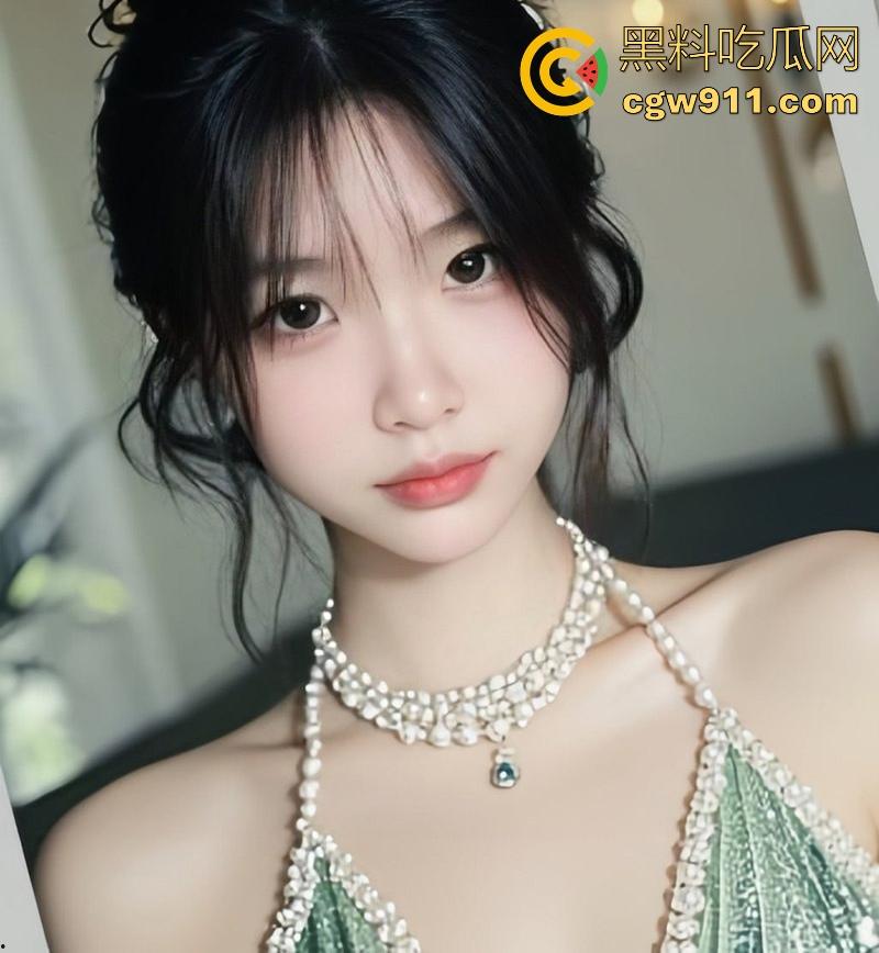 武汉大学巨乳校花【陆雯语】白嫩美乳蜜桃翘臀诱人，宿舍漏奶诱惑，酒店无套后入猛操，骚劲炸裂！  第1张