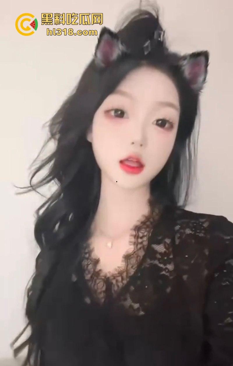 湖南长沙【申雅琴】抖音招嫖聊天记录曝光，高颜值母狗外出下海，酮体白嫩美乳丰盈，尽显骚鸡本色！  第7张