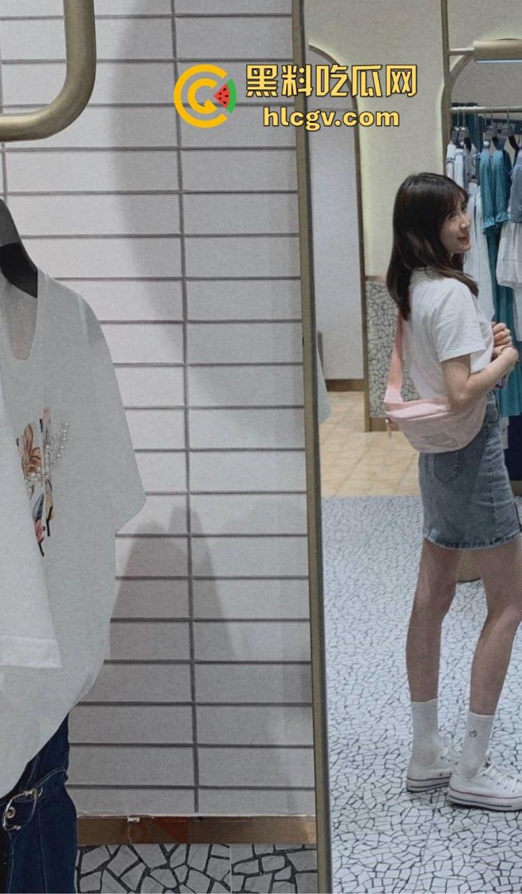 百度云惊爆富二代与极品女友啪啪视频！情侣私密日常被曝光，画面香艳十足！  第2张