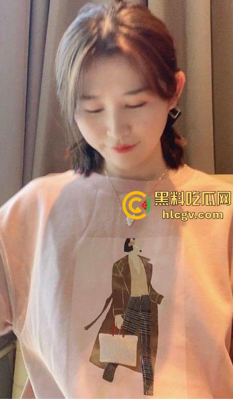 百度云惊爆富二代与极品女友啪啪视频！情侣私密日常被曝光，画面香艳十足！  第5张