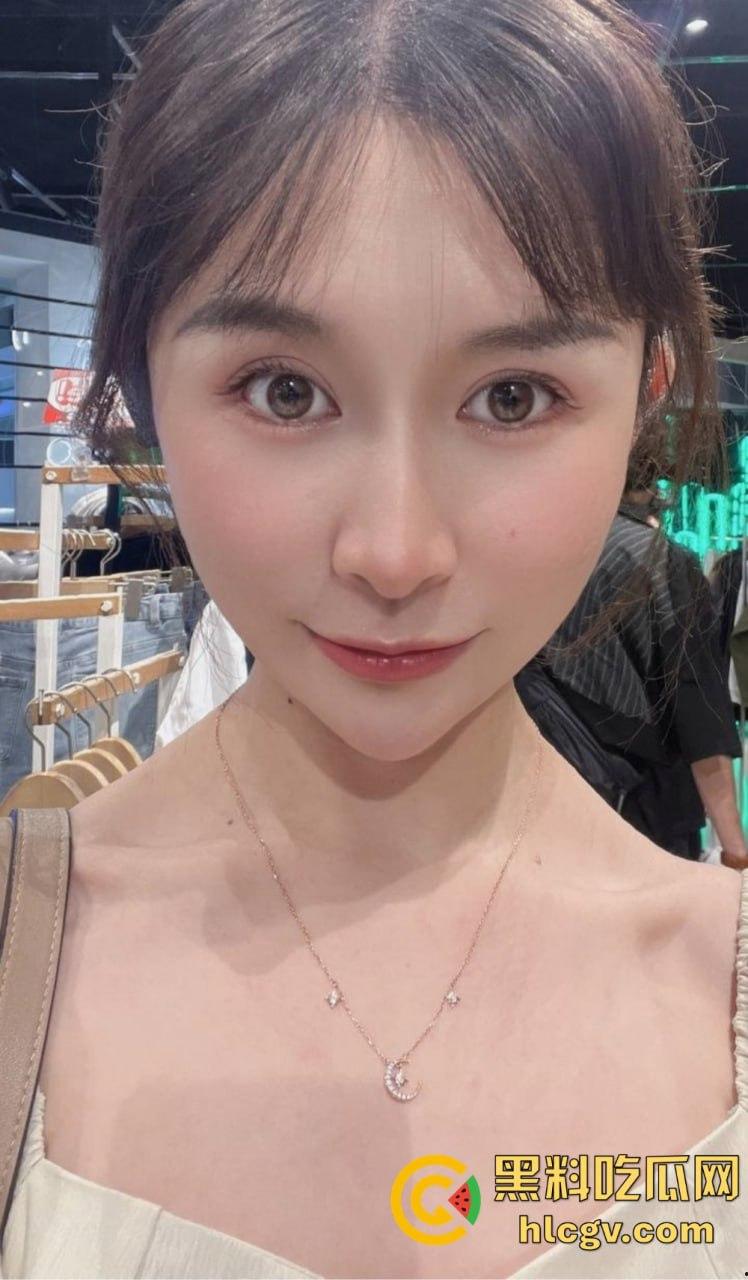 百度云惊爆富二代与极品女友啪啪视频！情侣私密日常被曝光，画面香艳十足！  第10张