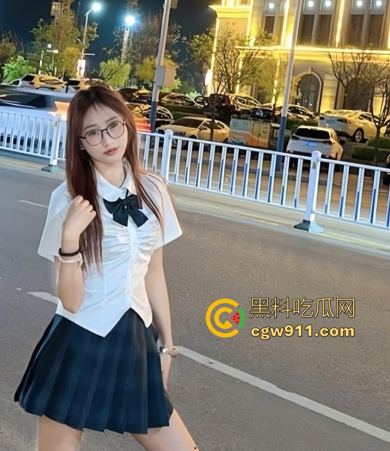 东北大学大一母狗【赵一奕】身穿情趣装和男友疯狂做爱，无套爆操谁知私下是条饥渴母狗！  第2张