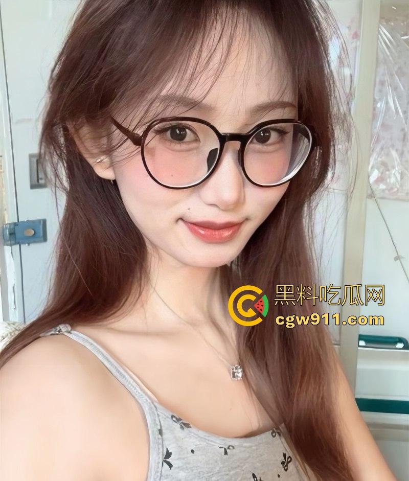 东北大学大一母狗【赵一奕】身穿情趣装和男友疯狂做爱，无套爆操谁知私下是条饥渴母狗！  第4张