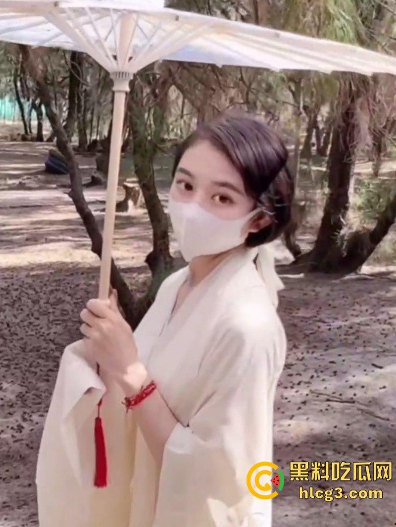 夏日炎炎！cos古风清纯美女 白嫩美乳骚穴 爽的呻吟不断！  第1张