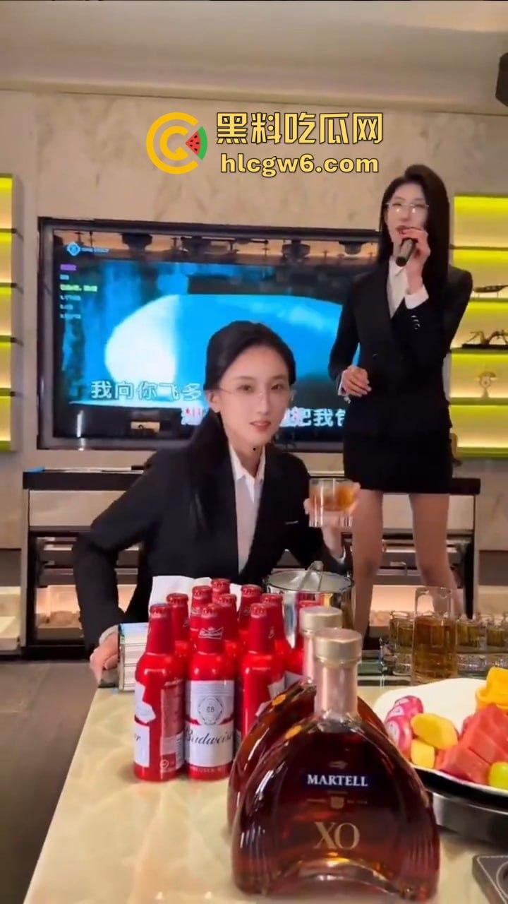 山东KTV传说中的行政套餐！天道酬勤的行政OL包臀裙女秘书，服务到位，难怪公务员考试报名人数年年创新高！  第19张