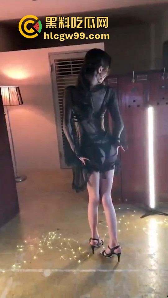 激情四射抖音风卡点混剪风来袭,各种骚逼各种姿势,音乐先停还是你先射?全程高潮无缝接轨高潮不止! 第10张 激情四射抖音风卡点混剪风来袭,各种骚逼各种姿势,音乐先停还是你先射?全程高潮无缝接轨高潮不止! 第10张