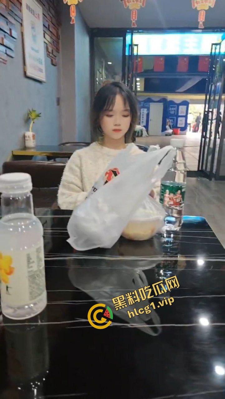 瓜友真实投稿曝光!青海西宁学生嫩妹『林颖』生理期一过就到处约炮 毛都没长齐! 第3张 瓜友真实投稿曝光!青海西宁学生嫩妹『林颖』生理期一过就到处约炮 毛都没长齐! 第3张