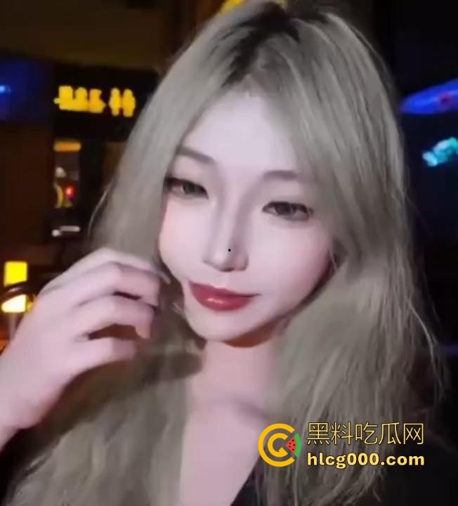 瓜友投稿！广东韶关实验中学骚逼母狗【解璐菲】千里送逼飞往重庆与前任异地打炮，被男友发现后怒爆私密视频！  第5张