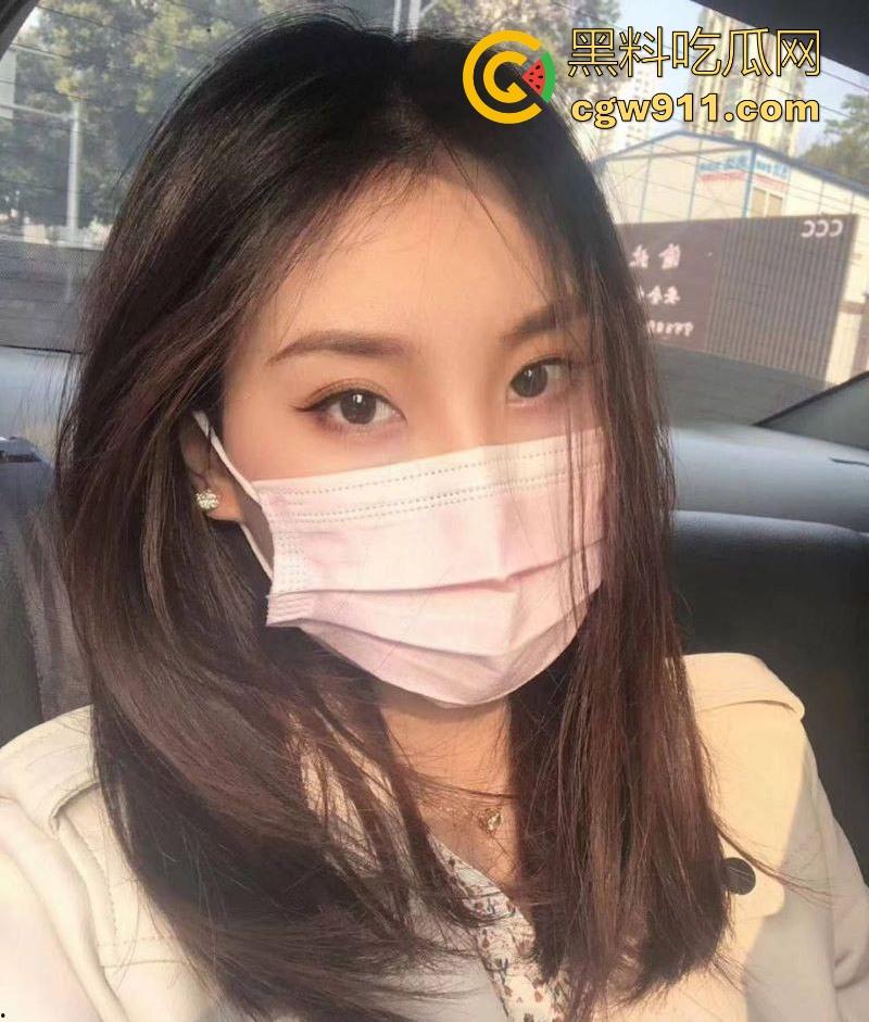 约炮浙江大学【胡雯璨】私密视频流出，床上揉胸吃鸡狂秀舌技，巨乳撅起被内射，跟学校的她完全相反！  第3张