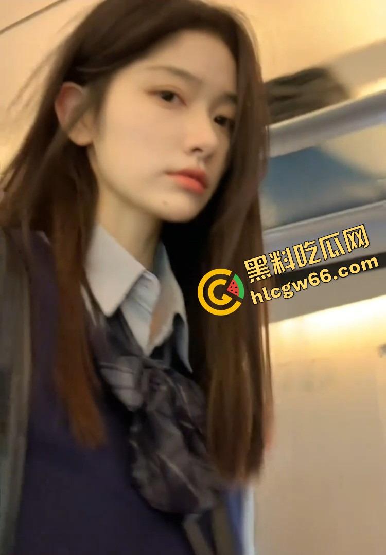 260W女网红【百万个垃圾桶】早期福利照流出大尺度裸照被疯狂翻出,互联网真他妈记得! 第4张 260W女网红【百万个垃圾桶】早期福利照流出大尺度裸照被疯狂翻出,互联网真他妈记得! 第4张