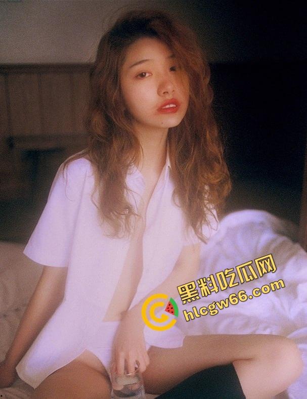 260W女网红【百万个垃圾桶】早期福利照流出大尺度裸照被疯狂翻出,互联网真他妈记得! 第6张 260W女网红【百万个垃圾桶】早期福利照流出大尺度裸照被疯狂翻出,互联网真他妈记得! 第6张