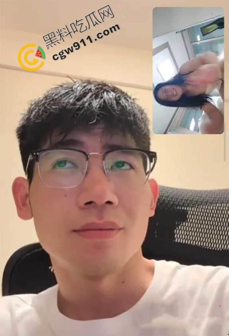 浙江杭州桐庐县农业局长【张泽林】塌房!婚内出轨骚妇,洗澡时激情裸聊,对白露骨,骚出天际 第8张 浙江杭州桐庐县农业局长【张泽林】塌房!婚内出轨骚妇,洗澡时激情裸聊,对白露骨,骚出天际 第8张