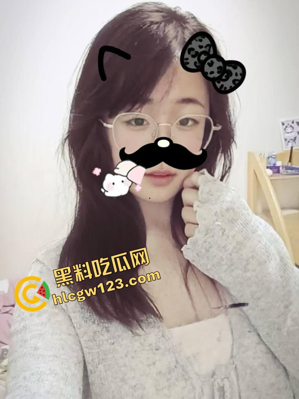 宝鸡文理学院【亢彦如】清纯女学霸化身黑蝴蝶母狗，日撸三四次发骚视频，扣逼揉奶玩疯了！  第8张